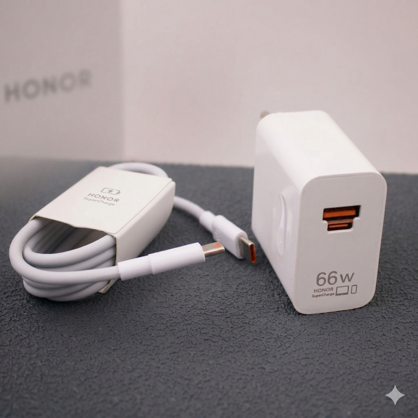 Honor 66W SuperCharge Dual Port Ladegerät mit USB-A und USB-C Ports