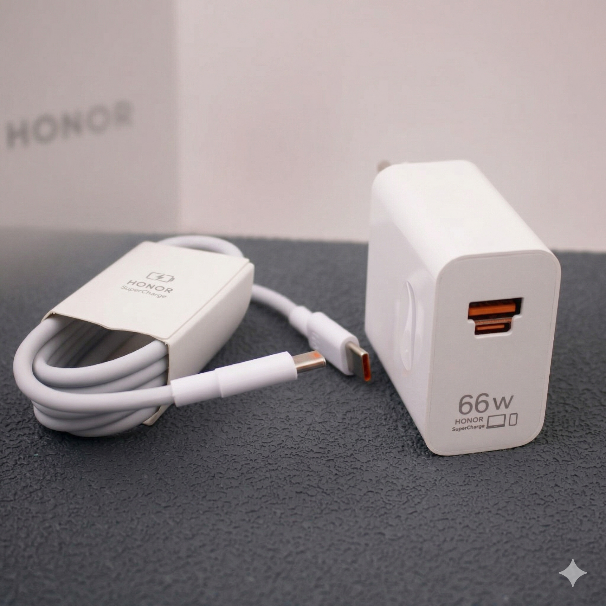 Honor 66W SuperCharge Dual Port Ladegerät mit USB-A und USB-C Ports